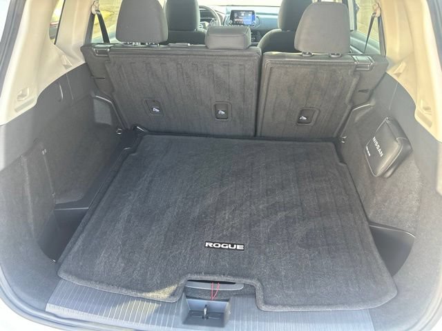 Used 2026 Nissan Rogue SV FWD image 21