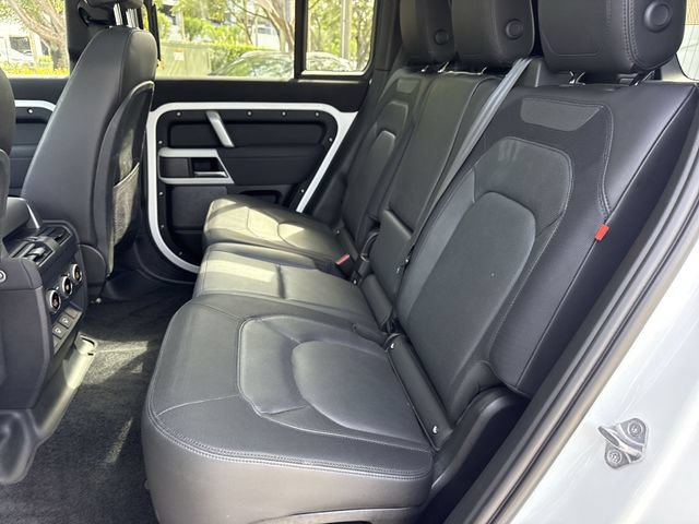 Used 2023 Land Rover Defender 110 X-Dynamic SE AWD/4WD image 23