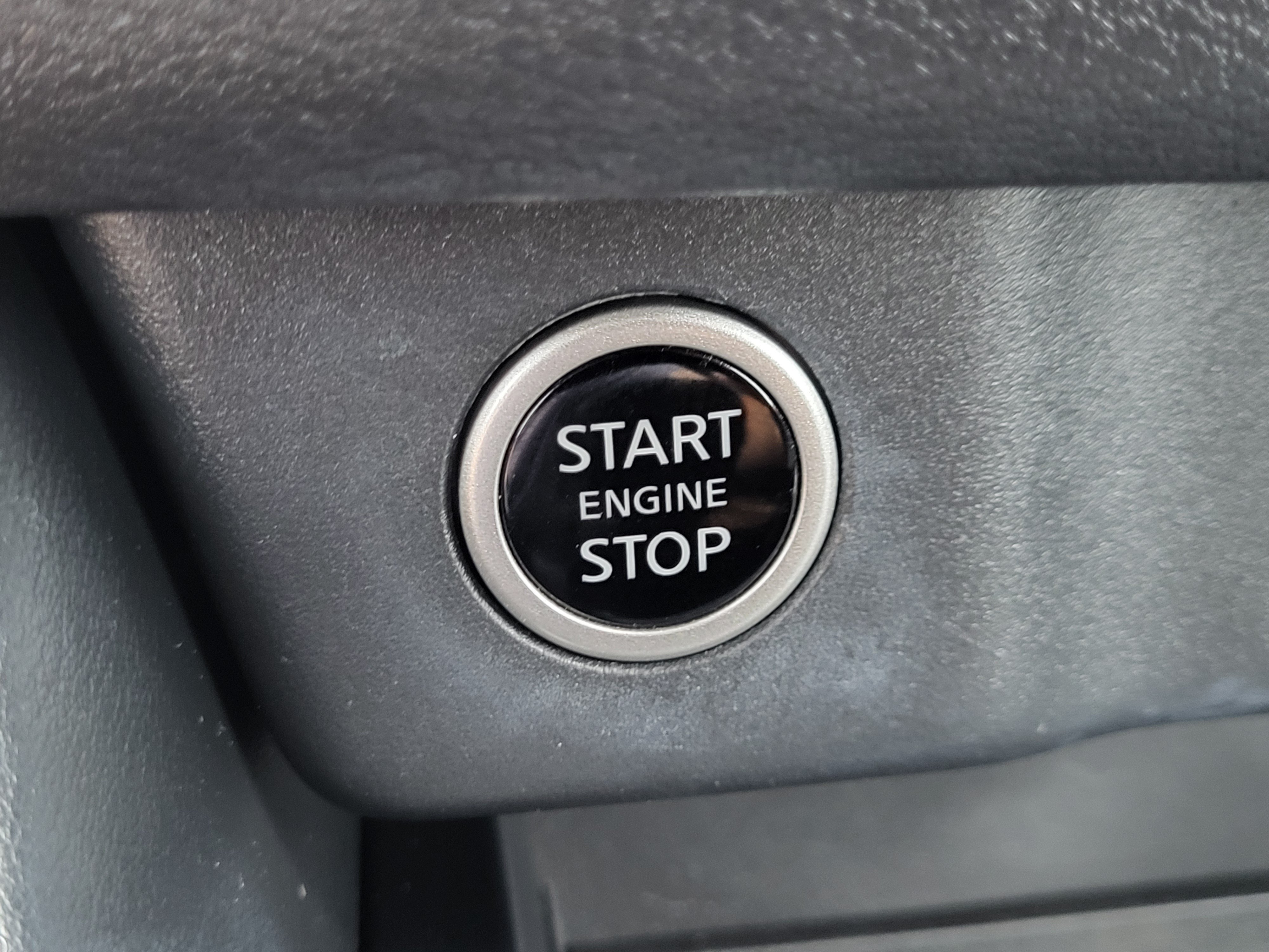 Certified 2023 Nissan Rogue SL w/ SL Premium Package AWD/4WD image 19
