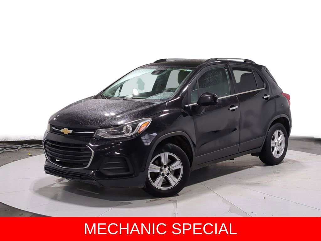 Used 2018 Chevrolet Trax LT w/ LT Convenience Package image 1