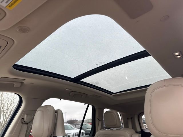 Used 2020 Lincoln Aviator Reserve w/ Equipment Group 202A image 36