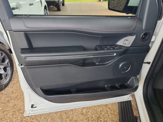 Used 2022 Ford Expedition Limited RWD image 9