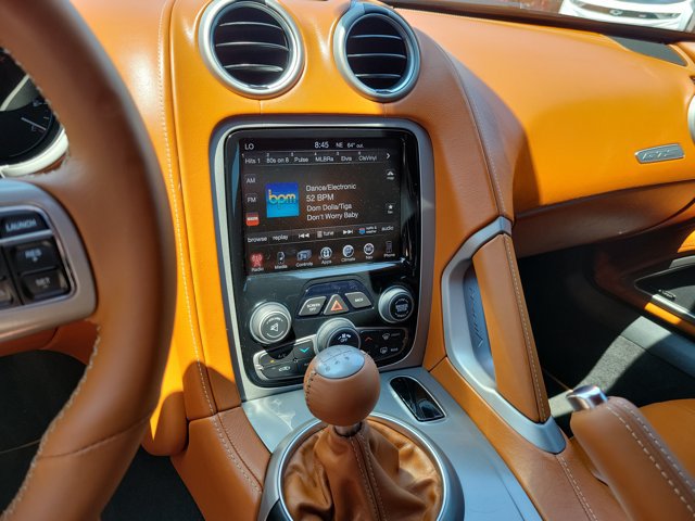 Used 2013 SRT Viper GTS w/ GTS Laguna Interior Pkg RWD image 20