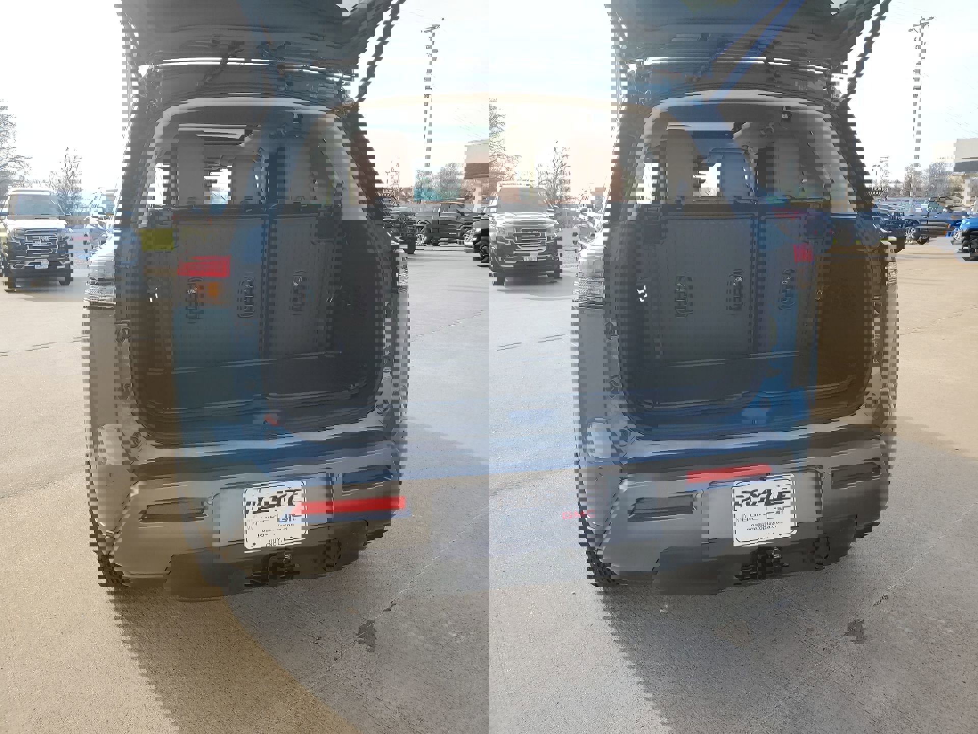 Used 2026 Nissan Pathfinder Platinum image 32