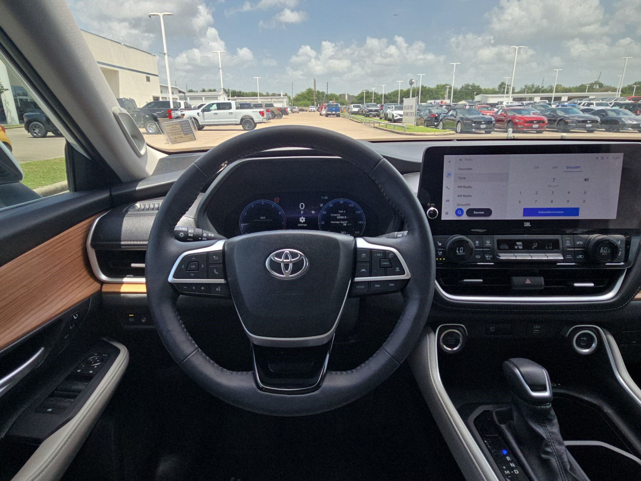Used 2025 Toyota Grand Highlander FWD image 29
