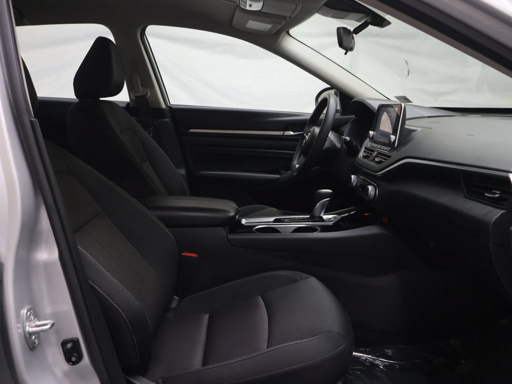 Used 2021 Nissan Altima 2.5 SV AWD/4WD image 9