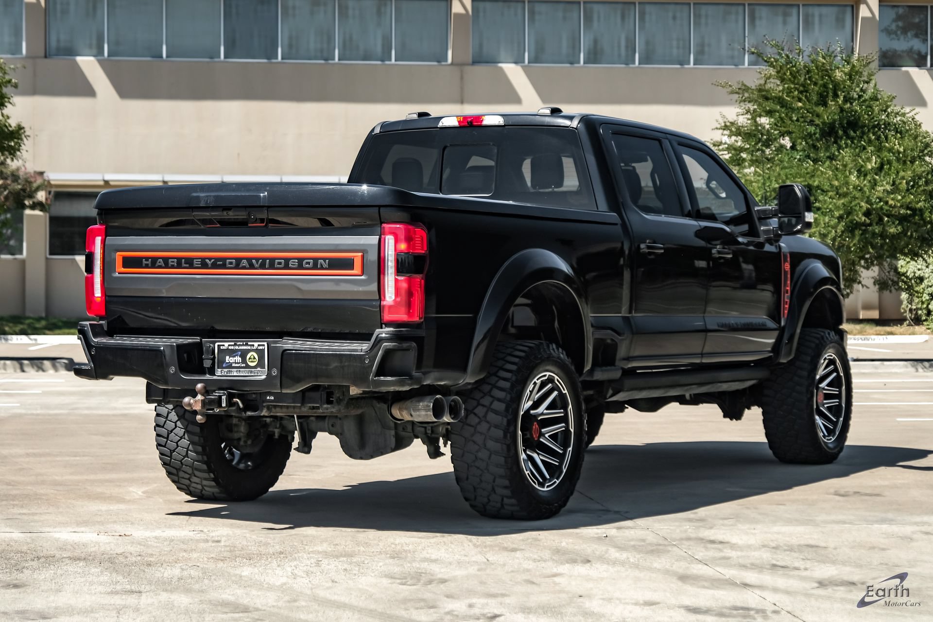Used 2024 Ford F250 Lariat w/ Lariat Ultimate Package AWD/4WD image 16