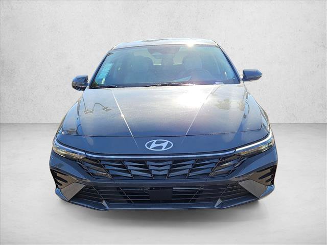 New 2026 Hyundai Elantra Limited image 3
