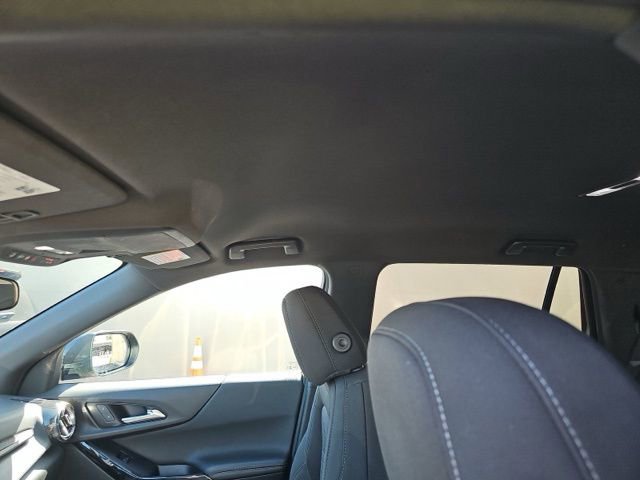 Used 2025 Chevrolet Equinox LT AWD/4WD image 13