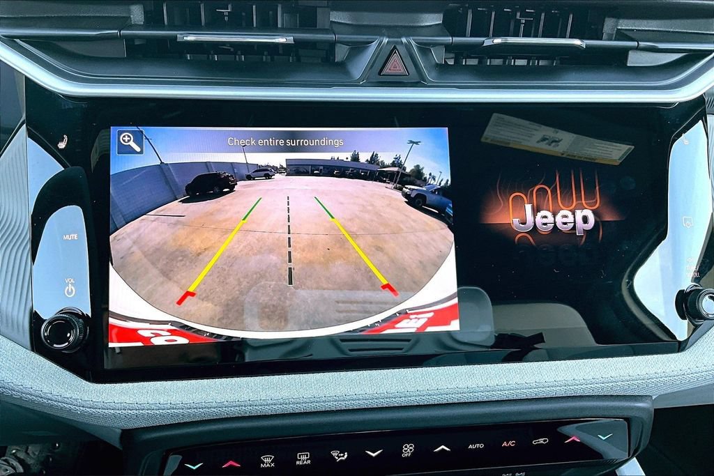 New 2026 Jeep Cherokee Laredo AWD/4WD image 25