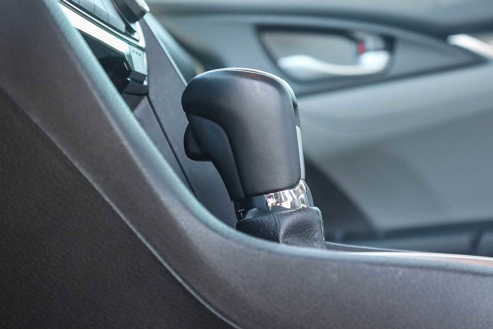 Used 2020 Honda Civic EX-L image 22