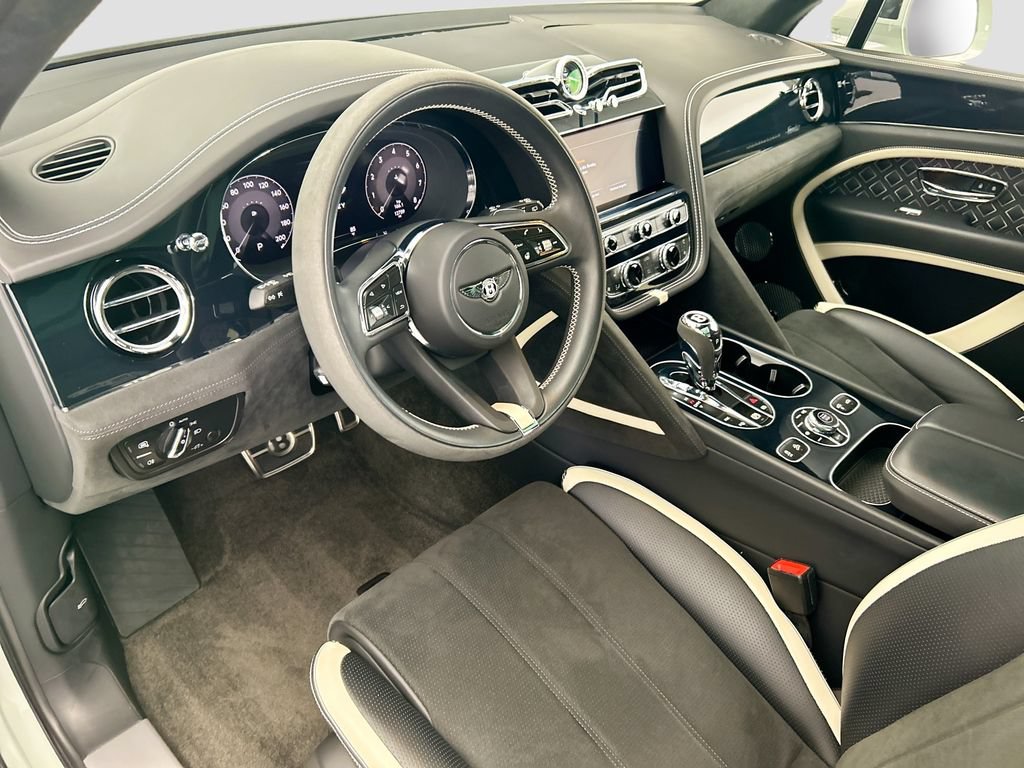 Used 2023 Bentley Bentayga Speed AWD/4WD image 9