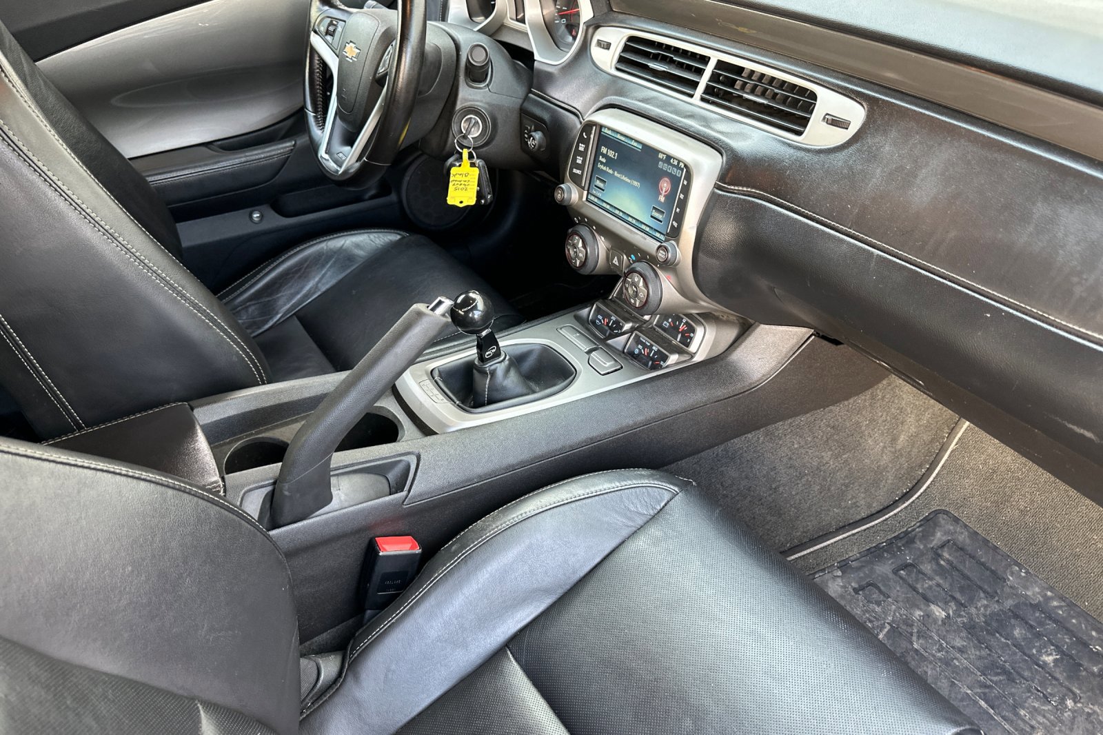 Used 2015 Chevrolet Camaro SS image 18