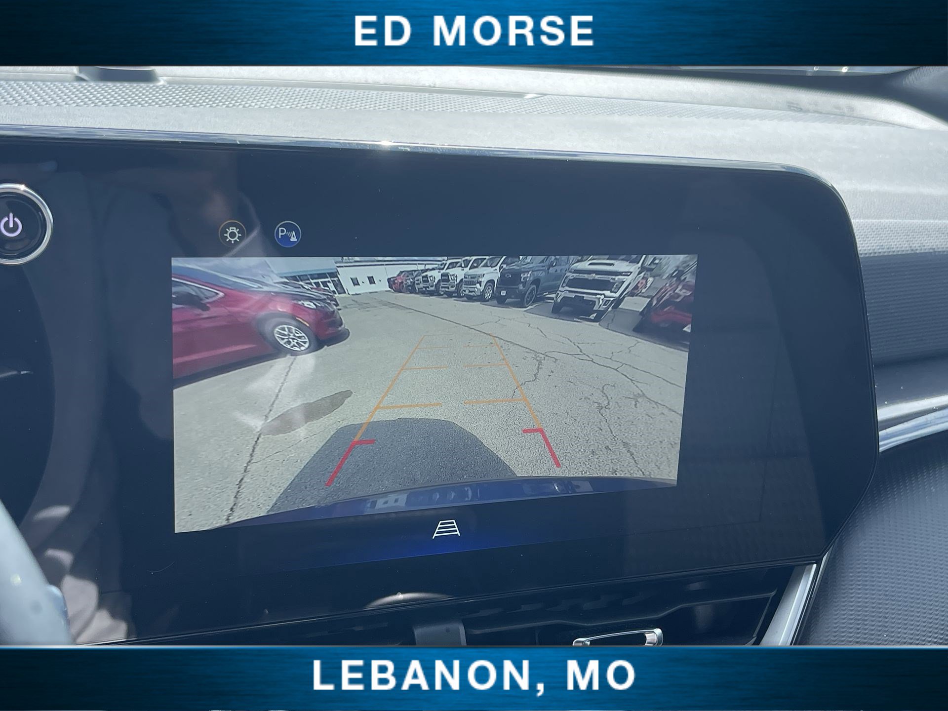 Used 2025 Chevrolet Equinox LT FWD image 13