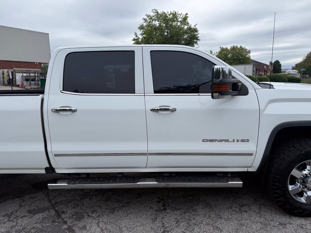 Used 2016 GMC Sierra 3500 Denali w/ Duramax Plus Package AWD/4WD image 12