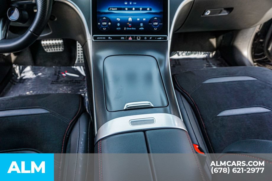 Used 2025 Mercedes-Benz C 43 AMG 4MATIC Sedan image 40