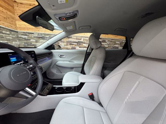 New 2026 Hyundai Kona SEL Premium image 19