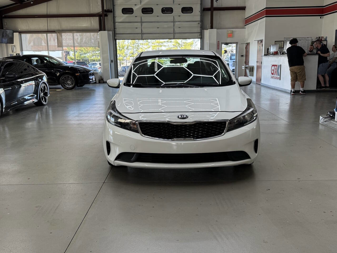Used 2017 Kia Forte S image 4