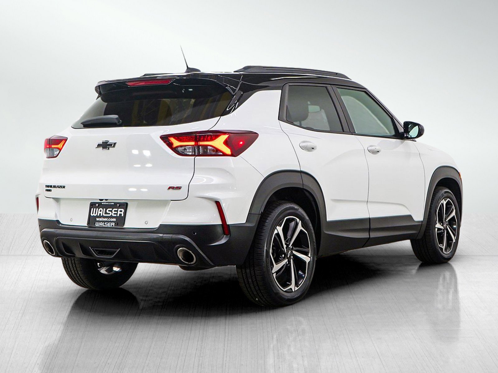 Used 2021 Chevrolet TrailBlazer RS w/ Sun and Liftgate Package AWD/4WD image 5