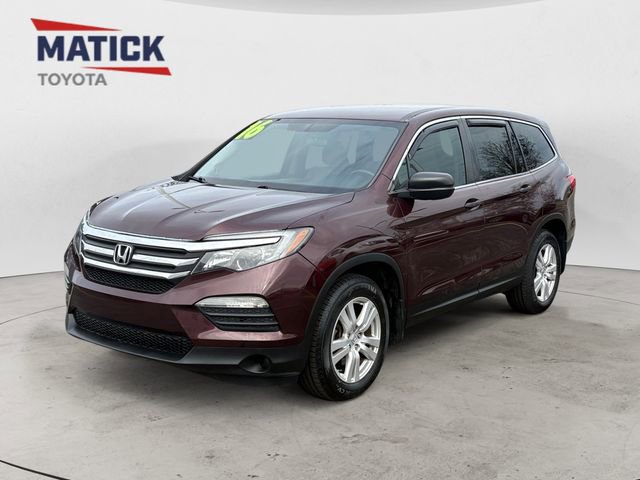 Used 2016 Honda Pilot LX image 3