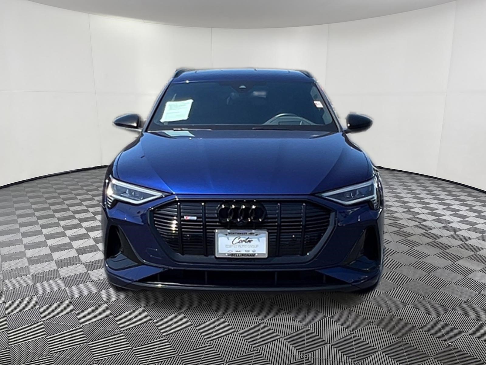 Used 2022 Audi e-tron Chronos AWD/4WD image 2