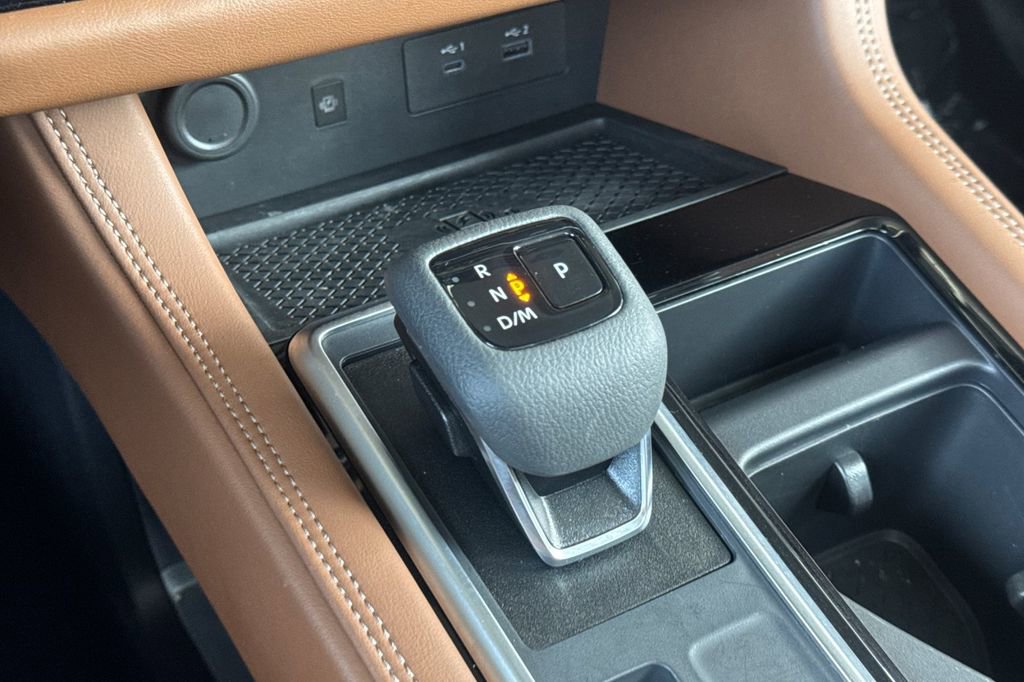 Used 2025 Nissan Pathfinder Platinum w/ Cargo Package AWD/4WD image 21