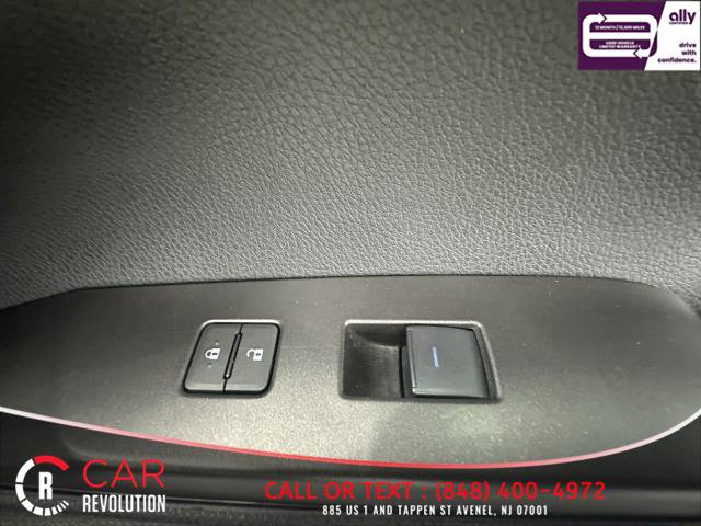 Used 2022 Toyota Camry SE FWD image 43