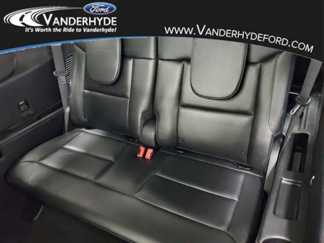 Used 2021 Ford Explorer Limited image 13