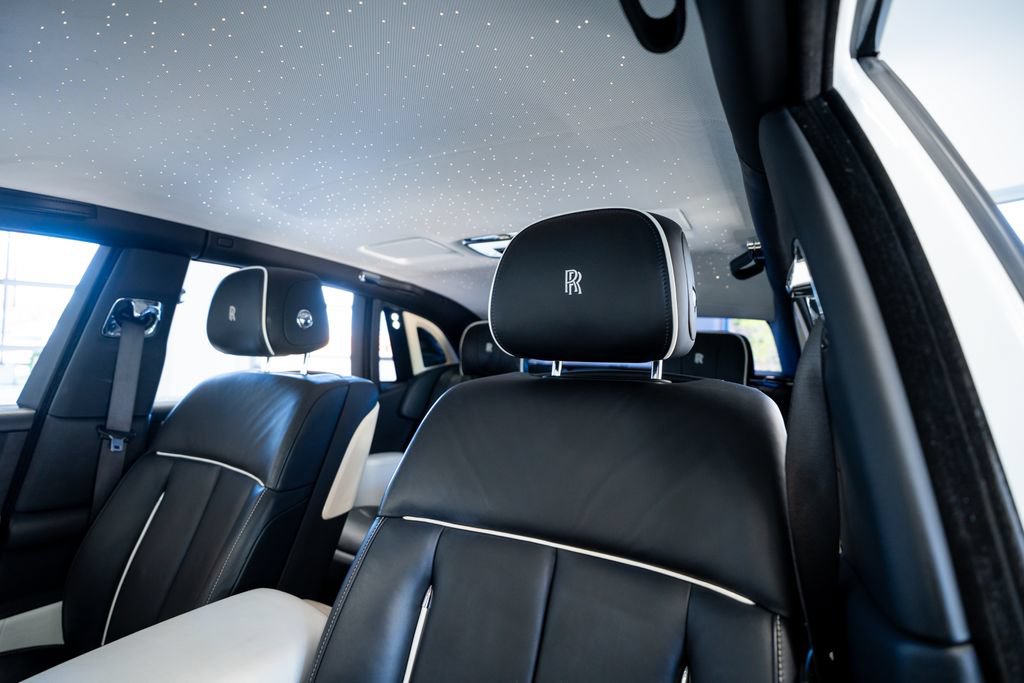 Used 2019 Rolls-Royce Phantom Sedan RWD image 31