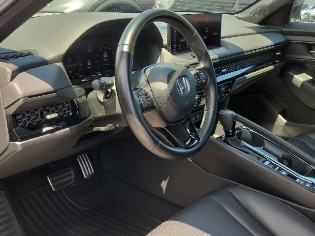 Used 2024 Honda Accord Sport image 8
