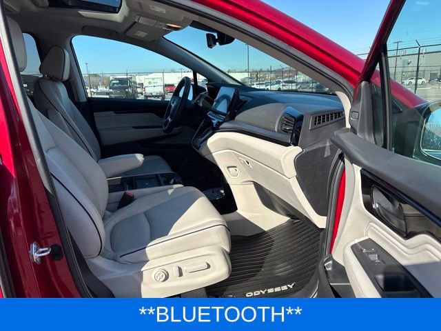 Certified 2025 Honda Odyssey Touring image 10