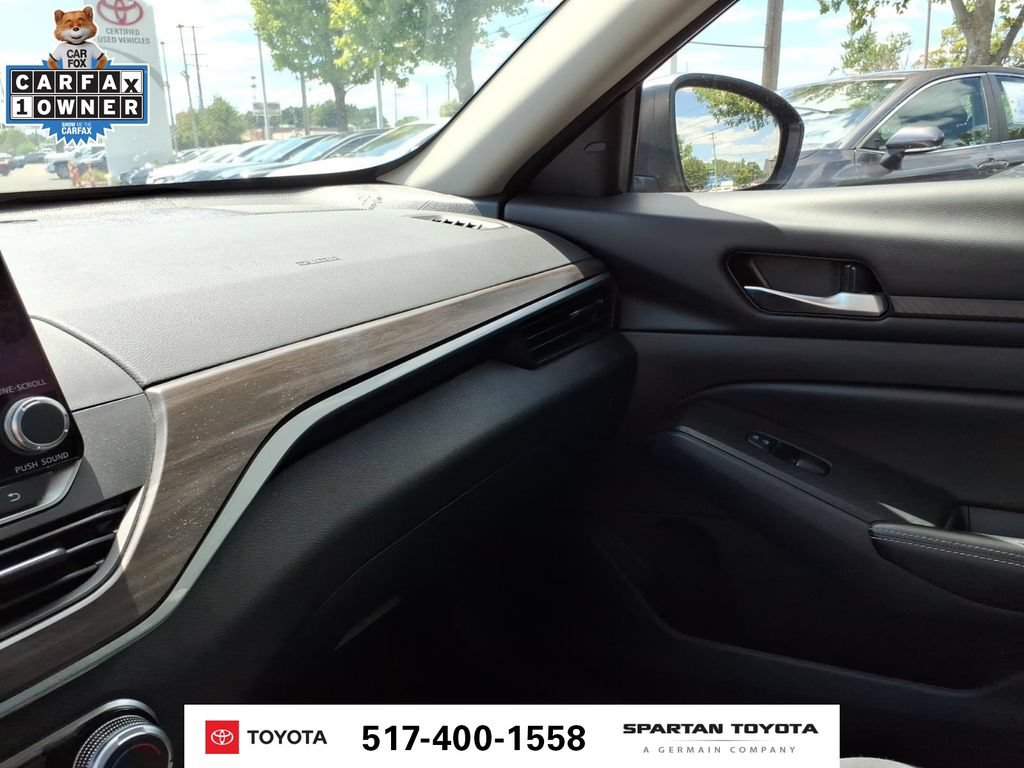 Used 2024 Nissan Altima 2.5 SV FWD image 23
