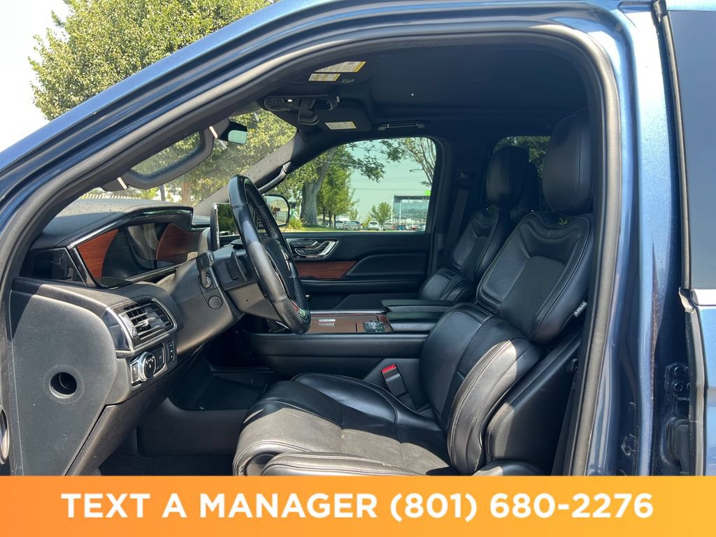 Used 2019 Lincoln Navigator Reserve AWD/4WD image 10