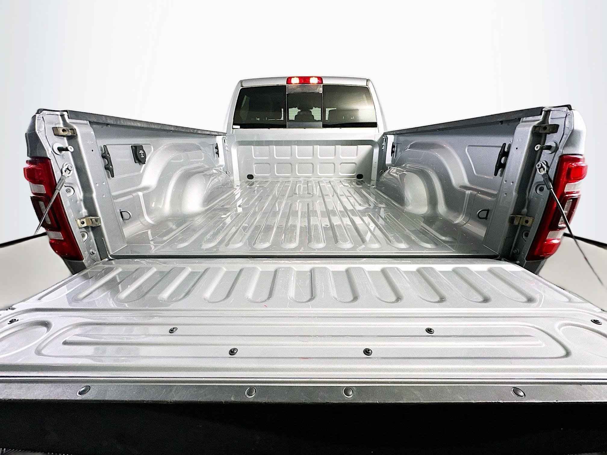 Used 2024 RAM 2500 Laramie image 30