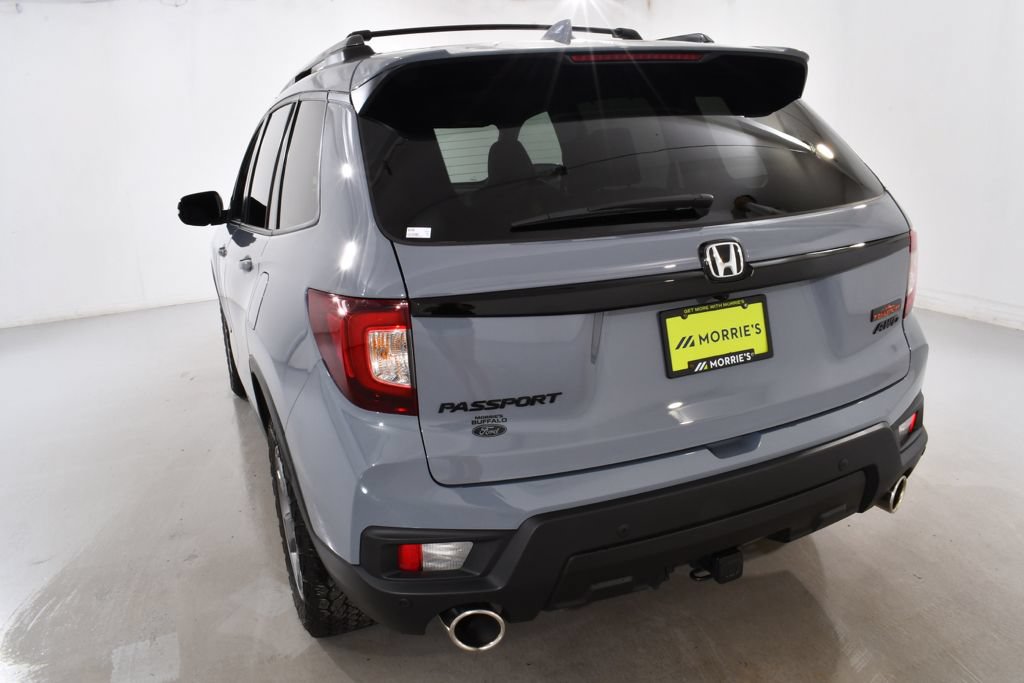 Used 2025 Honda Passport TrailSport image 14
