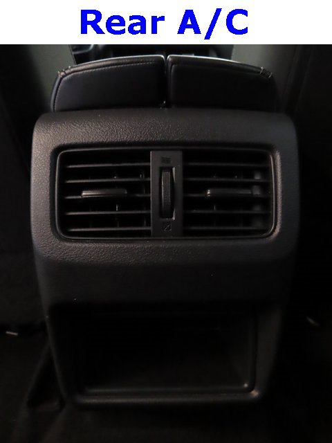 Used 2023 Nissan Rogue S image 29