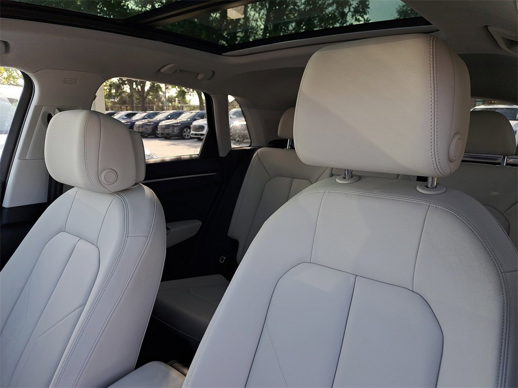 Certified 2023 Audi Q3 2.0T Premium w/ Convenience Package image 17