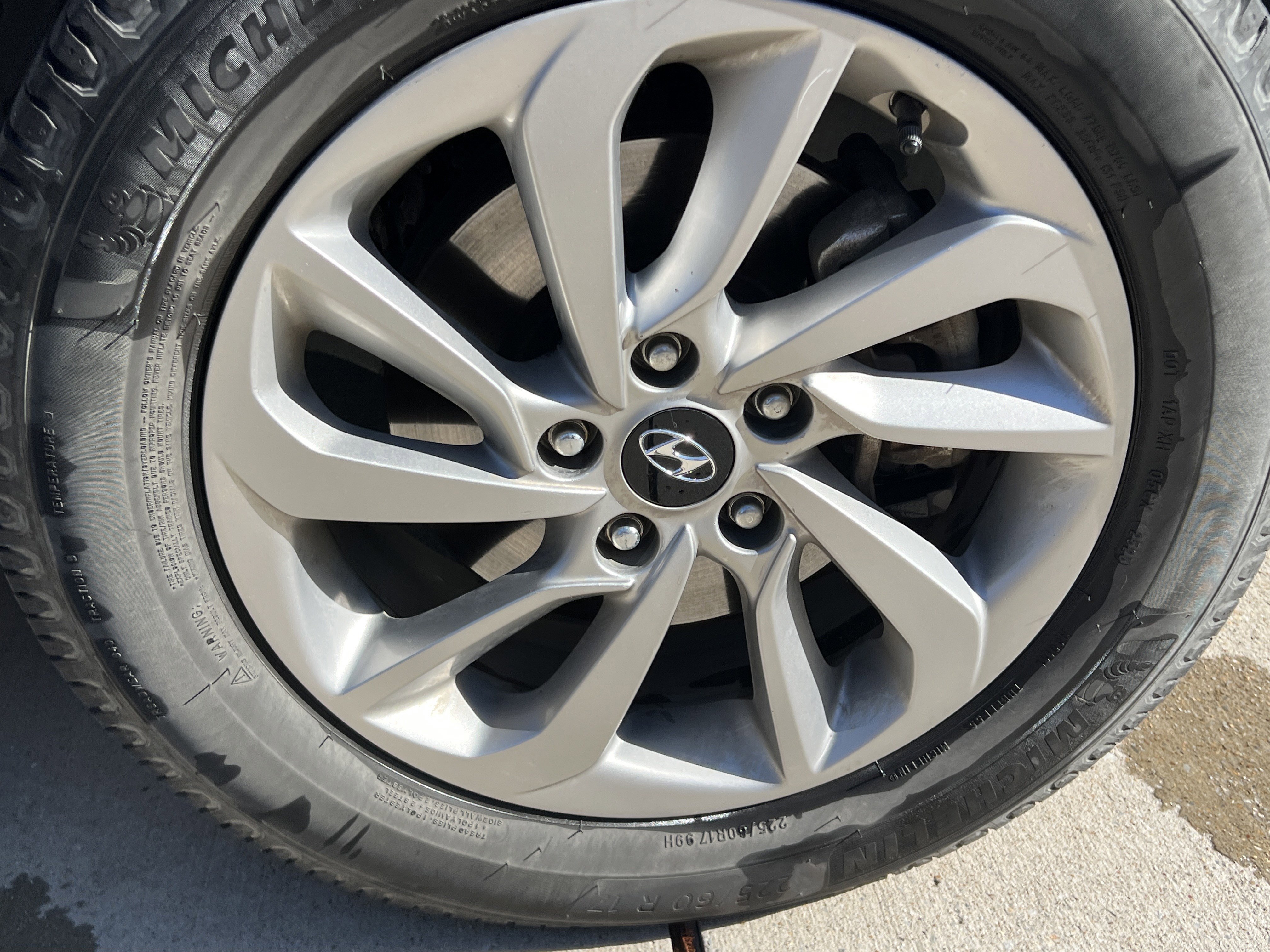 Used 2017 Hyundai Tucson SE image 12