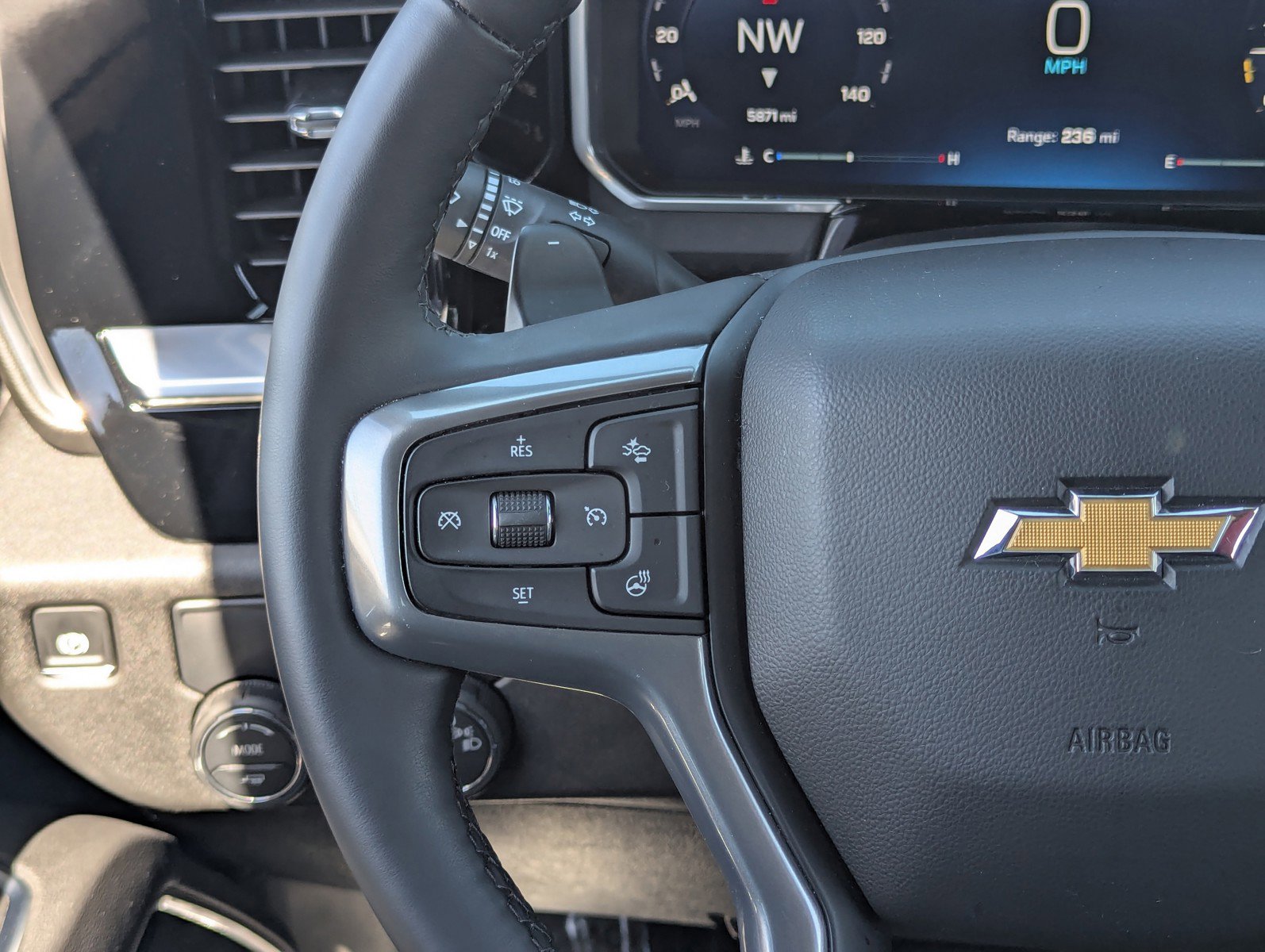 Certified 2026 Chevrolet Silverado 1500 LT w/ Convenience Package II image 22