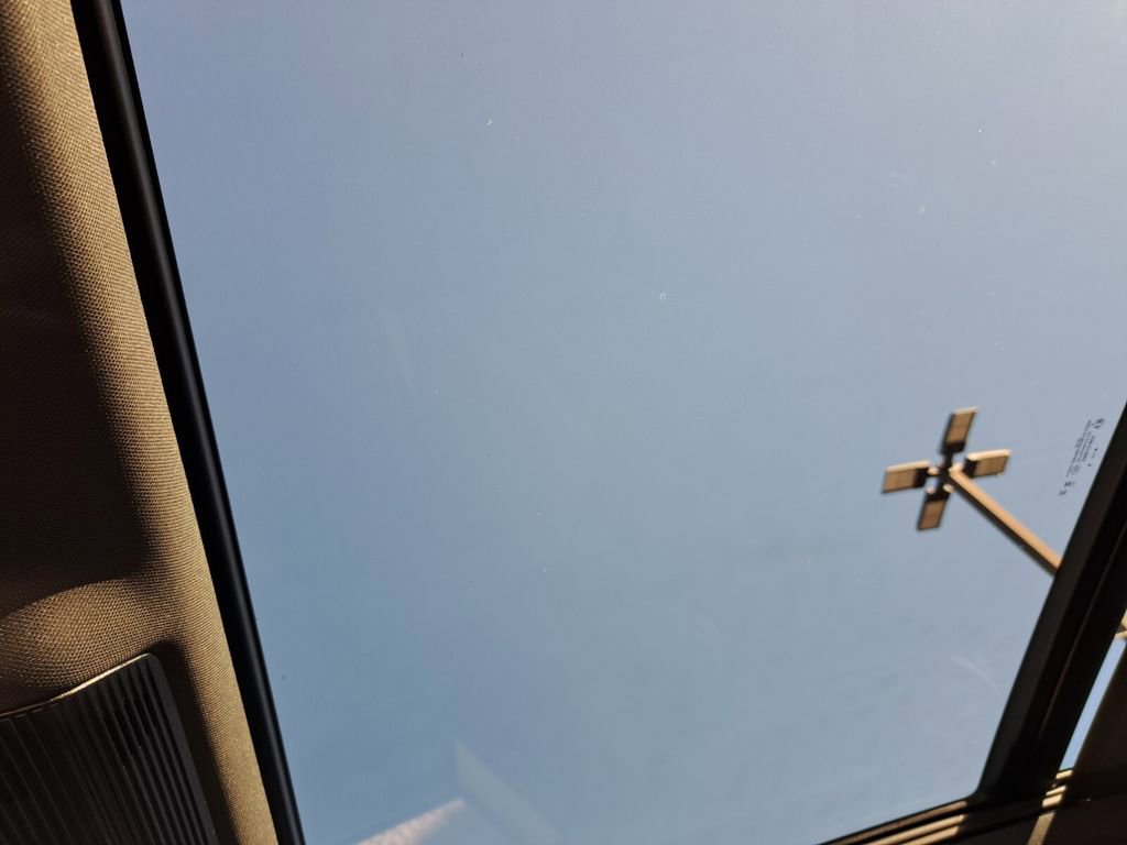 New 2026 Volkswagen Tiguan SE R-Line image 18