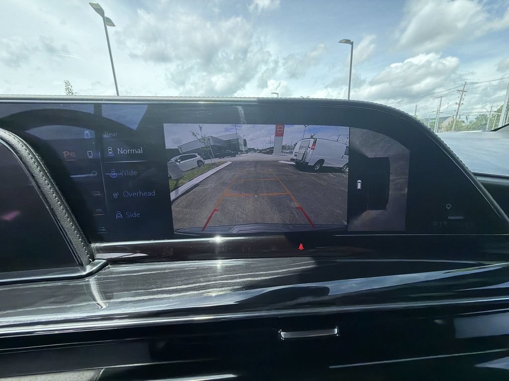 Used 2023 Cadillac Escalade V AWD/4WD image 17