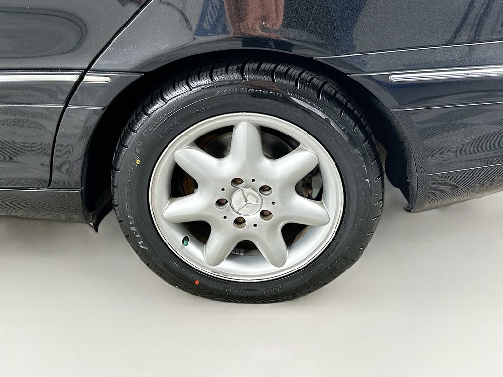 Used 2003 Mercedes-Benz C 240 Sedan image 23