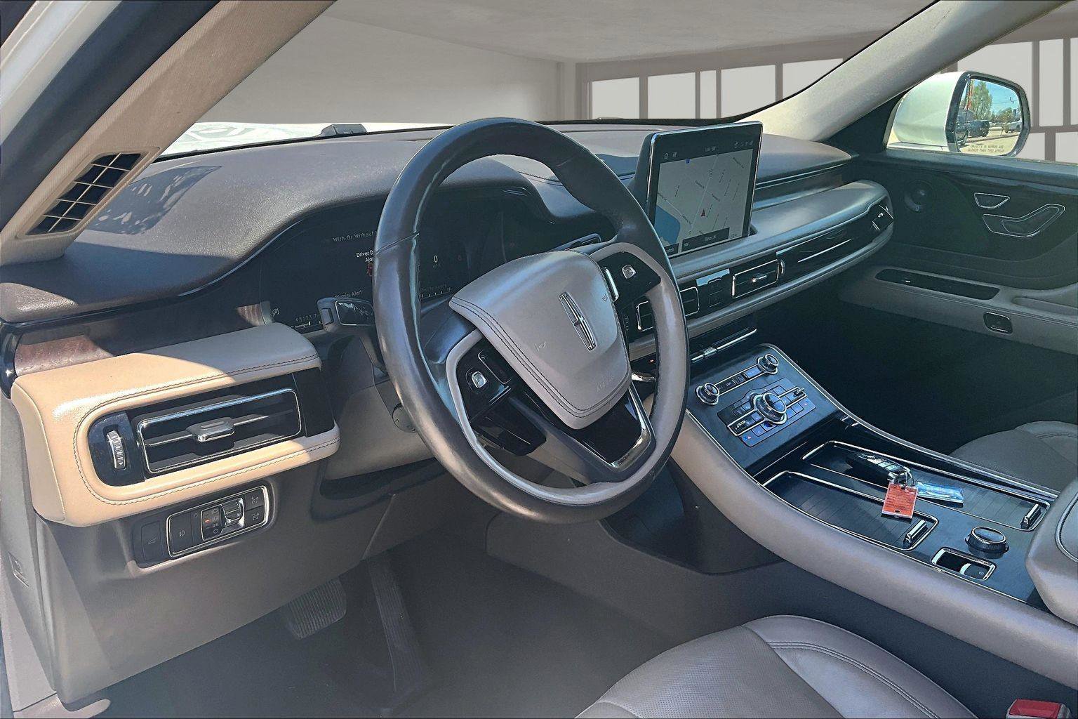 Used 2021 Lincoln Aviator Reserve w/ Equipment Group 208A image 14