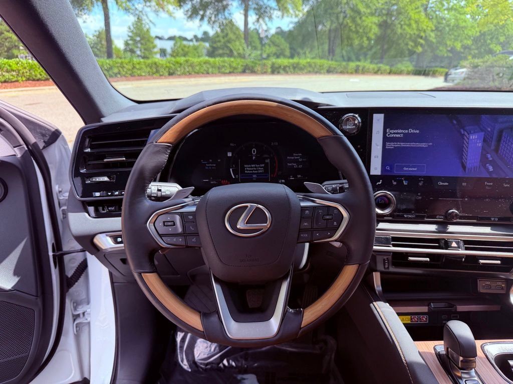 Used 2025 Lexus RX 350 Premium w/ Accessory Package (Z1) FWD image 20