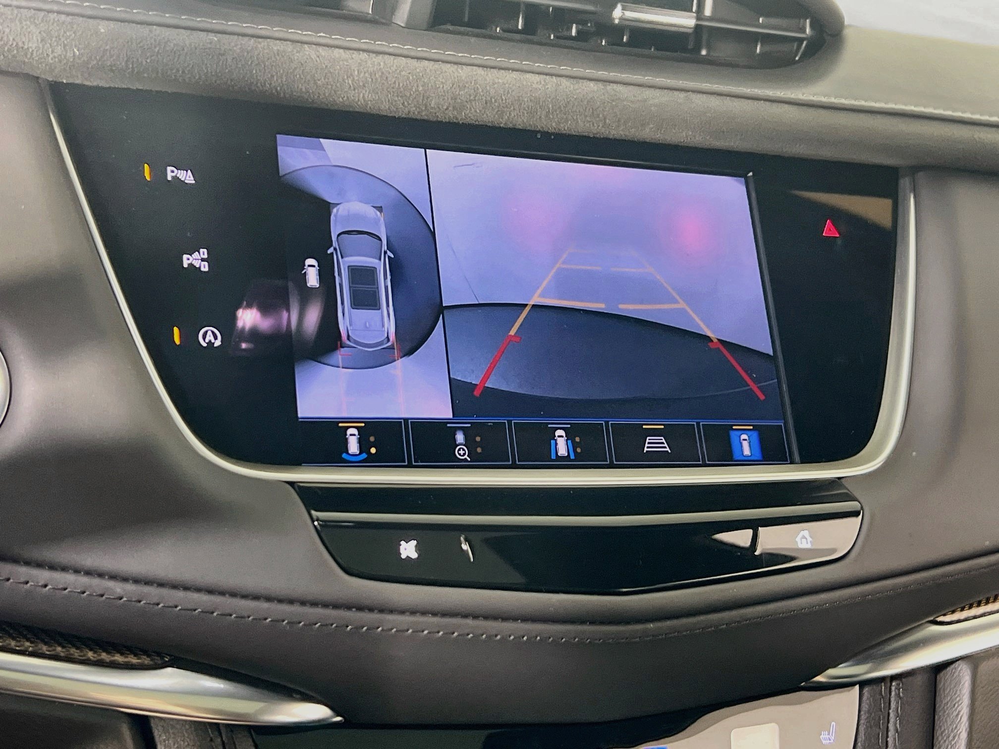 Used 2023 Cadillac XT5 Premium Luxury w/ Platinum Package AWD/4WD image 14