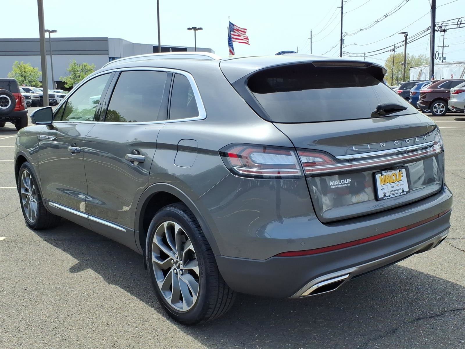 Used 2023 Lincoln Nautilus Reserve AWD/4WD image 4