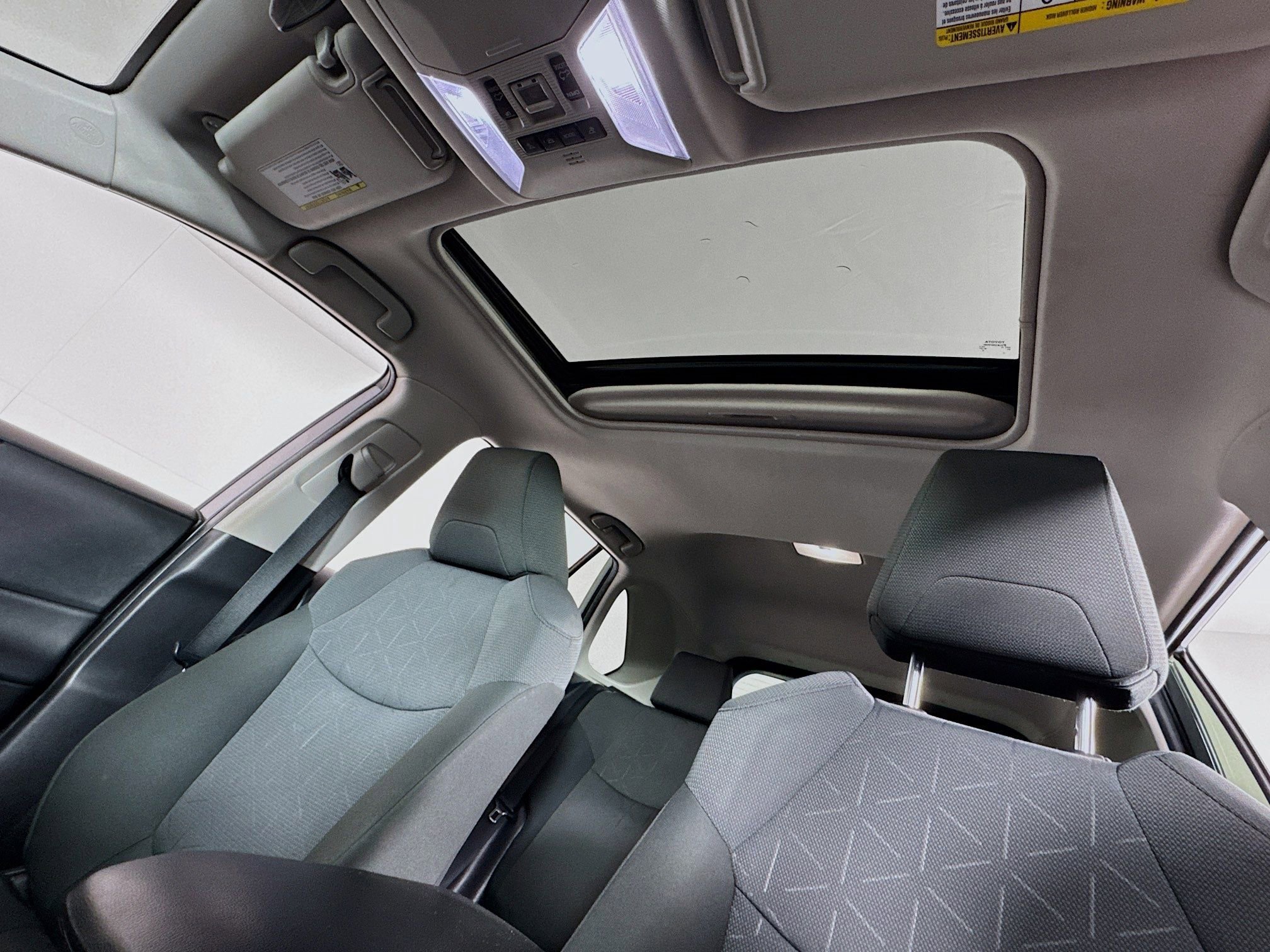 Certified 2022 Toyota RAV4 XLE w/ Convenience Package image 15