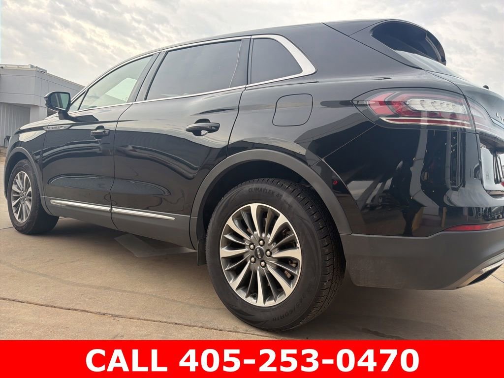 Used 2023 Lincoln Nautilus Reserve AWD/4WD image 4