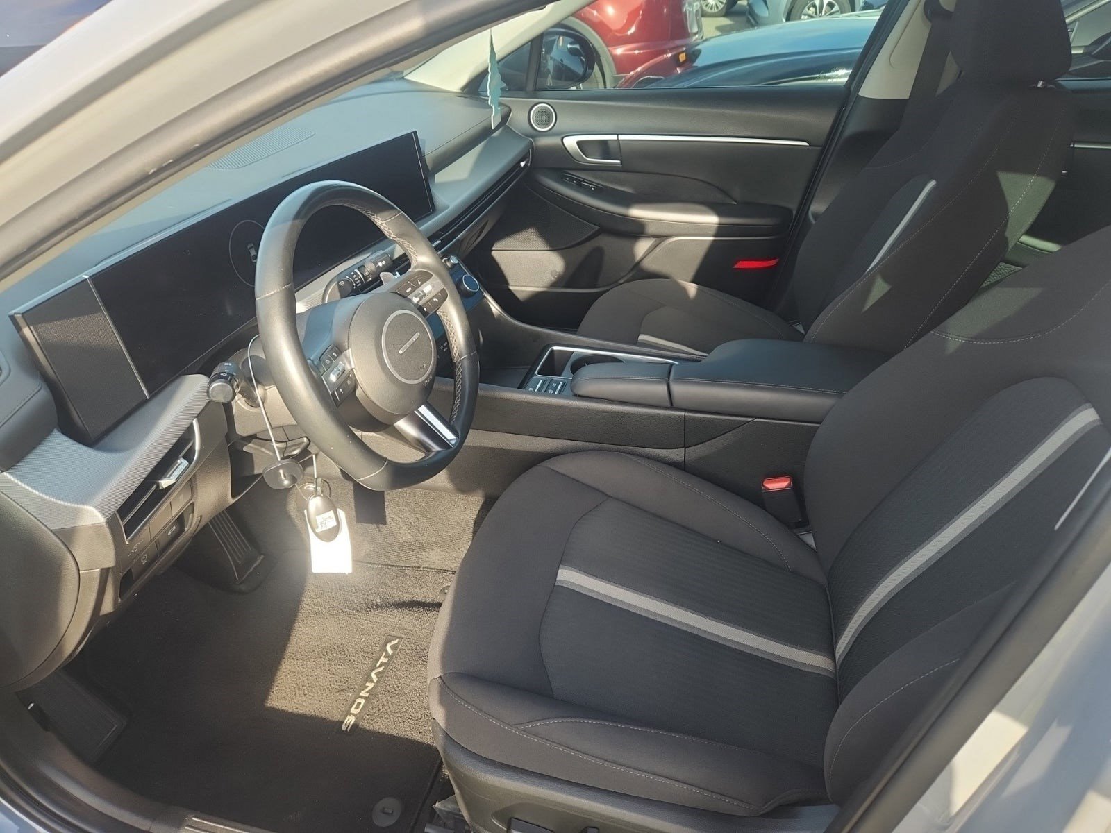 Used 2024 Hyundai Sonata SEL w/ Convenience Package FWD image 7