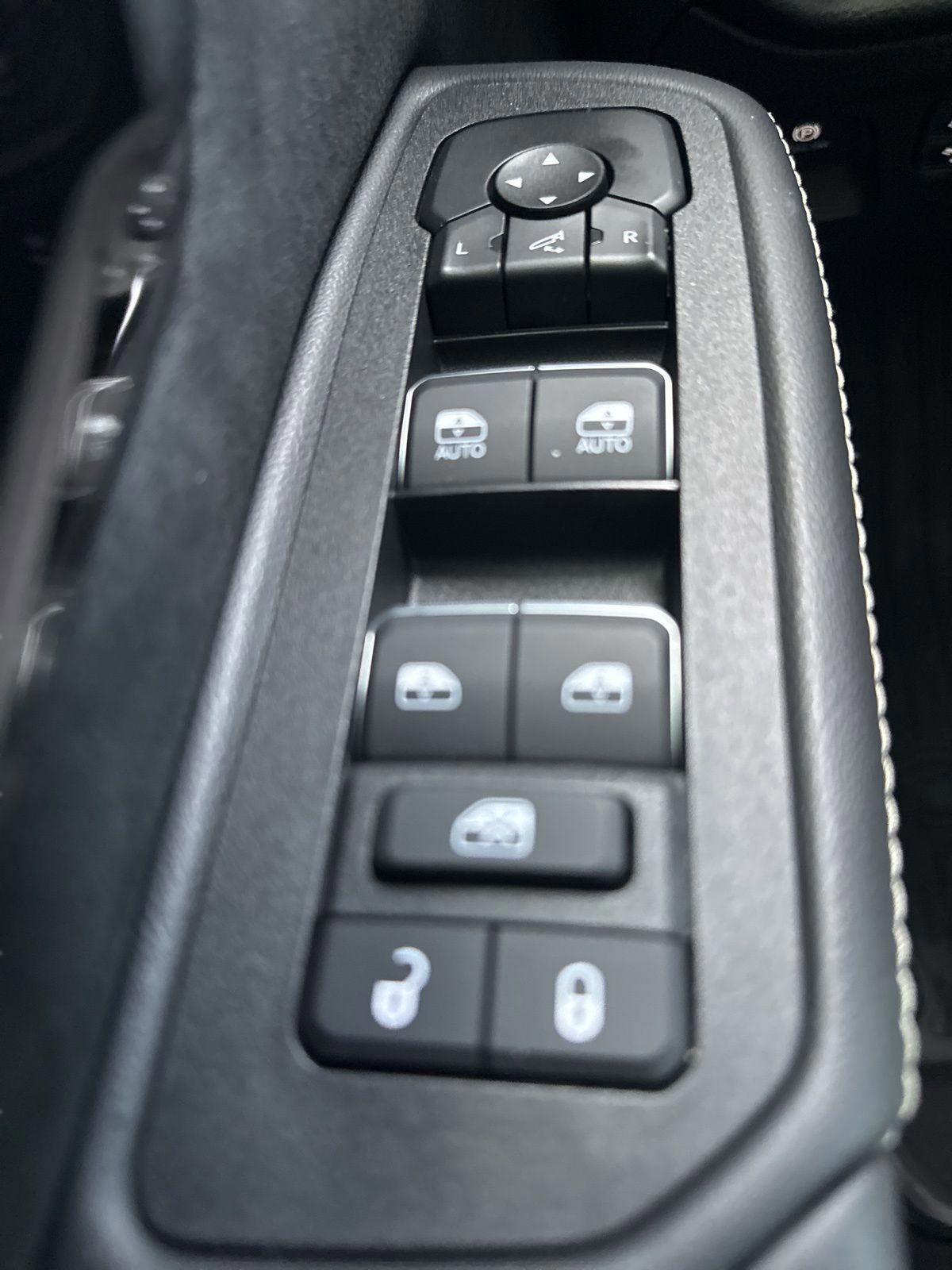 Used 2025 RAM 1500 RHO image 29